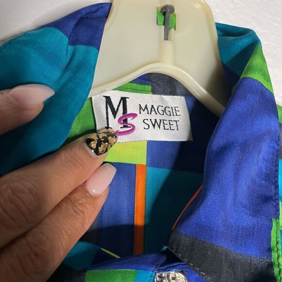 Maggie Sweet Blouse - Picture 2 of 6